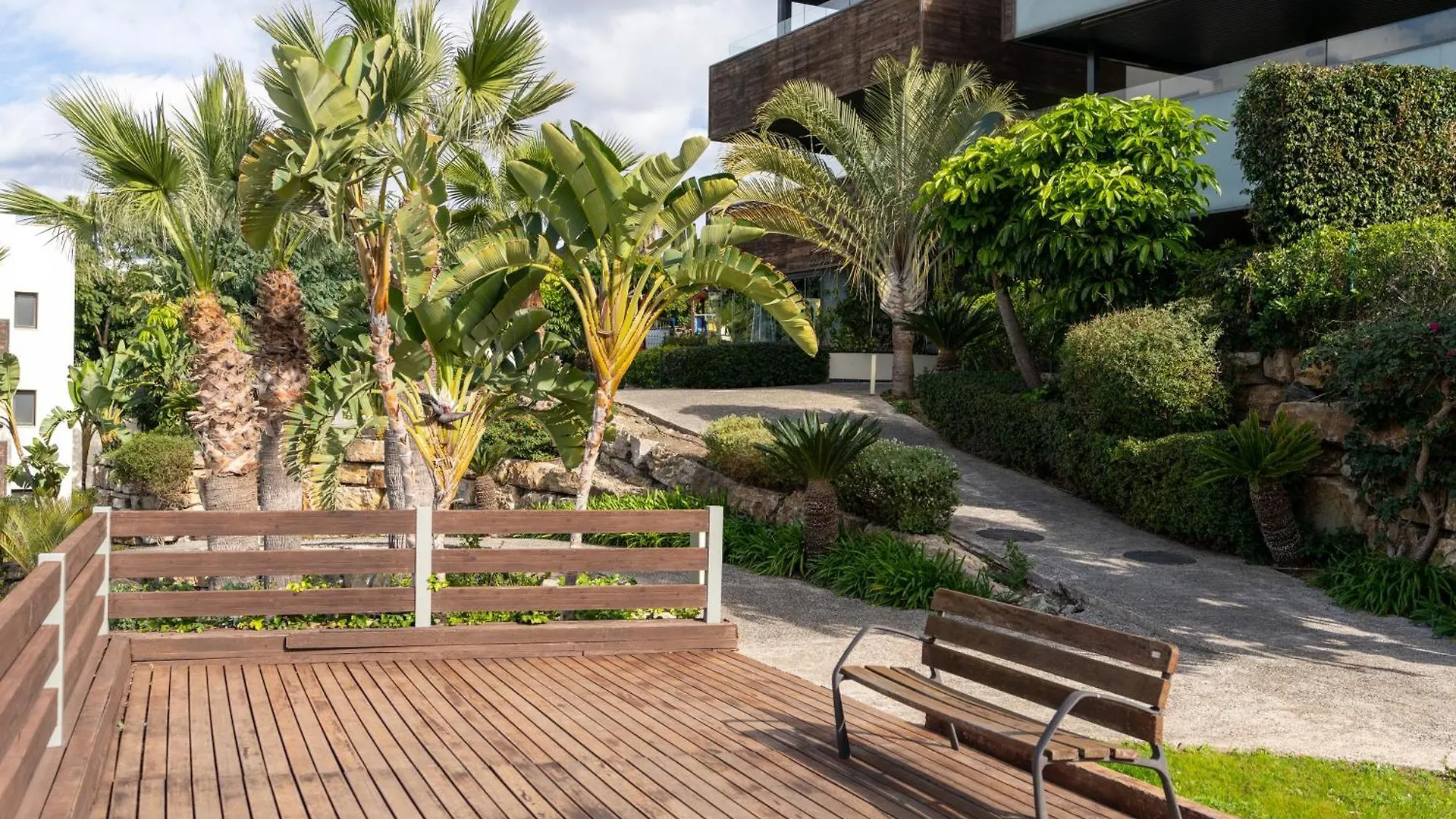אסטפונה Elegant Getaway Near Villa Padierna Marbella Lux 0*,