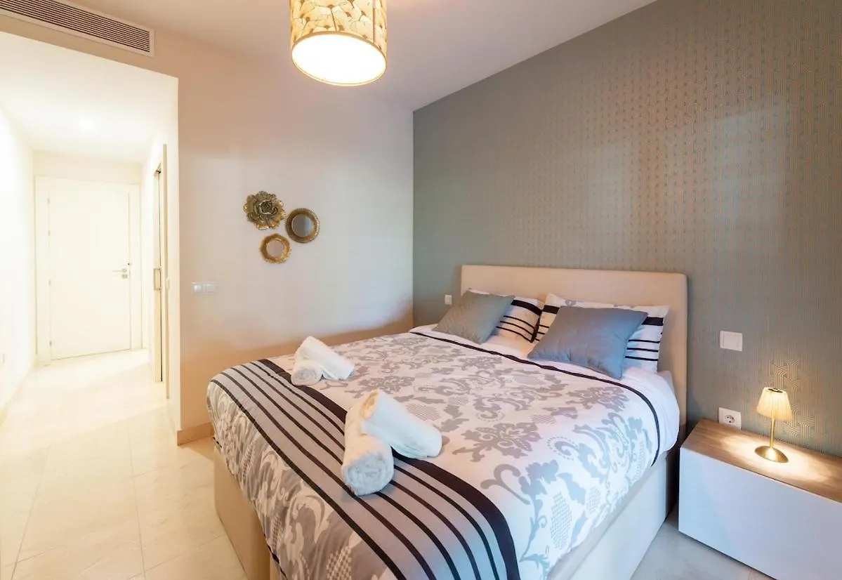 אסטפונה Elegant Getaway Near Villa Padierna Marbella Lux ספרד